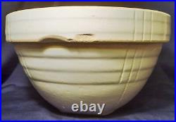 #19 WHITE vtg yellow ware mixing bowl pottery deco ringware nesting kitchen art