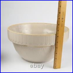 2 Nesting VTG Stoneware Pottery Ruckels Bowls Picket Fence Farmhouse Cream