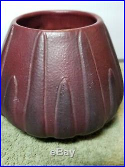 2 Vintage Van Briggle Pottery Yucca Leaves USA Mullberry Bowl VASE
