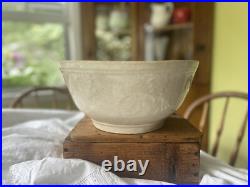 ANTIQUE VINTAGE WHITE Ironstone MIXING BOWLHEAVILY STAINED & CRAZEDEx. LgEARLY