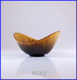 A Lightbrown Vintage Ceramic Bowl Gunnar Nylund Rörstrand Sweden 1950s