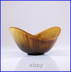 A Lightbrown Vintage Ceramic Bowl Gunnar Nylund Rörstrand Sweden 1950s