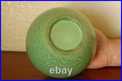 Amazing Vintage Haeger Pottery Round Jar Geranium Leaf Green Frosted Matte #E-45
