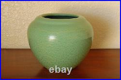 Amazing Vintage Haeger Pottery Round Jar Geranium Leaf Green Frosted Matte #E-45