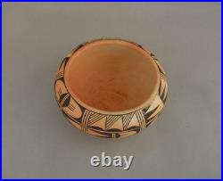 Anita Polacca (1929-2008) Vintage Traditional Hopi Yellow Ware Pot Bowl