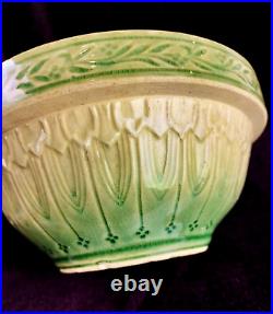 Antique RARE McCoy Yellowware Green Creme Gothic & Vine Pattern Mixing Bowl 7