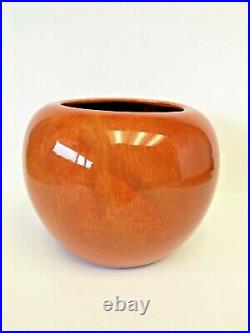 BAUER HI-FIRE POTTERY BY FRED JOHNSON ROSE BOWL RARE RUST COLOR 4-1/8 ht