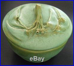 E Bryce Carter Vintage Australian Pottery Gumnut & Gumleaf Small Lidded Bowl