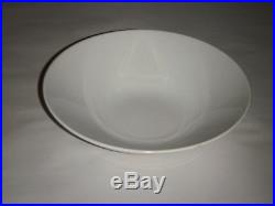 Excellent Rare Vintage Lagardo Tackett Schmid 1958 Pure White Ceramic 8 Bowl