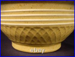 Extremely Rare Antique American 8 Inch 4 White Band Waffle Bowl Yellow Ware Mint