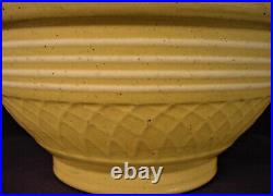 Extremely Rare Antique American 9 Inch 4 White Band Waffle Bowl Yellow Ware Mint