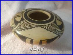 Fannie Nampeyo (d. 1987) Hopi Vintage Hand-coiled Pottery Bowl