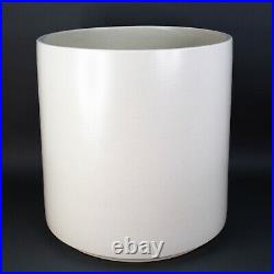 Gainey Ceramics La Verne California, U. S. A. AC-18 Off White Planter Pot Massive