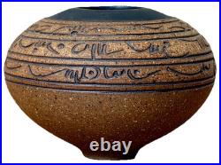 J Edward Barker Kansas Studio Art Pottery Script Design Vessel Bowl Vtg Rare Mcm