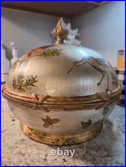 LARGE VINTAGE / ANTIQUE COVERED BOWL/Gorgeous, Near Perfect Cond