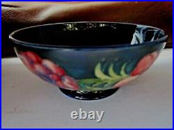 Large Vintage Walter Moorcroft Footed Bowl in Blue Glaze with Anemone Pattern