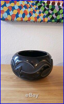 Madeline Naranjo-Vintage Santa Clara Pueblo Pottery Carved Black Bowl-NICE