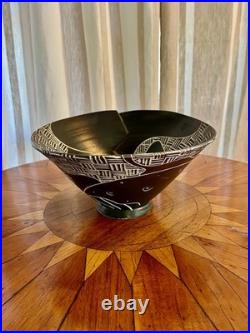 RARE! One-Of-A-Kind Sgraffito Ceramic Signed bowl by Mia Tyson-MINT CONDITION