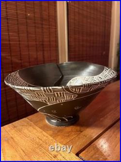 RARE! One-Of-A-Kind Sgraffito Ceramic Signed bowl by Mia Tyson-MINT CONDITION