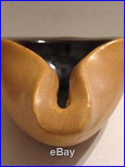 RUSSEL WRIGHT BAUER VINTAGE art pottery pinched bowl