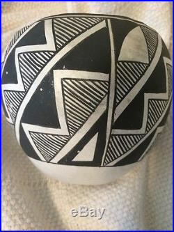 Rare Geometric Patterned vintage bowl of Acoma Pottery New Mexico