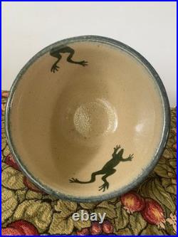 Rare Vintage Monroe Salt Works Pottery HTF Frog Serving or Mixing Bowl