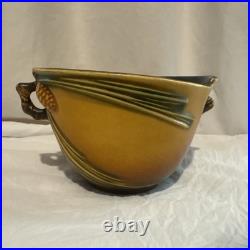 Roseville Pinecone Service Bowl #320-5. 2 Handle, Beautiful Color