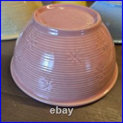 Shawnee Pottery Mixing Bowls Snowflake Nesting Bowls set of 4 Shawnee Pottery Mixing Bowls Snowflake Nesting Bowls set of 4