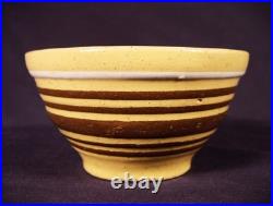 VERY RARE AMERICAN ANTIQUE TINY 4 ¼ BOWL BROWN and WHITE BAND YELLOW WARE MINT