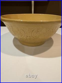 VERY RARE ANTIQUE AMERICAN 1800s LARGE MOLDED 14 BOWL YELLOW WARE