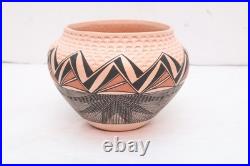 VTG Acoma Pueblo Pottery Signed Corrugated Pot Bowl Native American 7 Fine Line