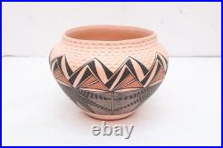 VTG Acoma Pueblo Pottery Signed Corrugated Pot Bowl Native American 7 Fine Line