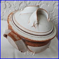 VTG Artisan Stoneware Pottery Tureen Lidded Serving Bowl Dish Signed