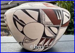 VTG Joy Navasie (Frogwoman) Hopi Wide Bowl, White Polychrome cir. 1970 5 x 7.5