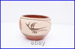 VTG Native American Zia Pueblo Pottery Bowl with Bird Design FIGURAL Pictorial 4
