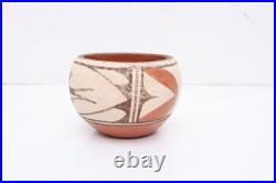 VTG Native American Zia Pueblo Pottery Bowl with Bird Design FIGURAL Pictorial 4