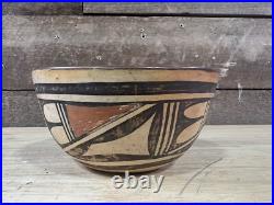 Vintage 1940's Hoppi Pottery Bowl