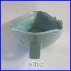 Vintage 1940s Roseville Art Pottery Water Lily bowl 443-12 perfect double handle