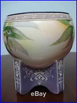 Vintage 40's Elegant Hand Painted Nippon Porcelain Bowl withFiligree Base Design