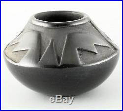 Vintage'40s San Ildefonso Blackware Pottery Bowl with Wings Rosalie Aguilar (d)