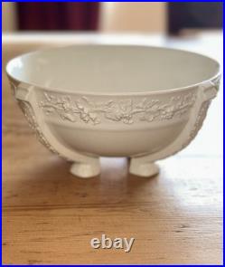 Vintage 8 Wedgwood Embossed Queen's Ware footed serving bowl. Cir 1900