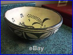 Vintage Acoma Large Bird and Music Bowl