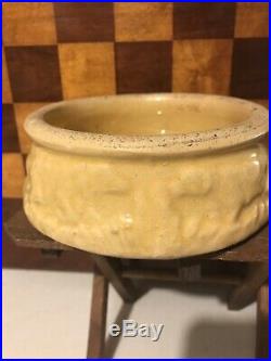 Vintage Brush Nelson McCoy Heavy Pottery Hunting Dog Bowl Dish Yellow Ware Glaze