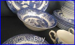 Vintage EIT England Blue Willow Service for 8 Plus Large Platter & Serving Bowl