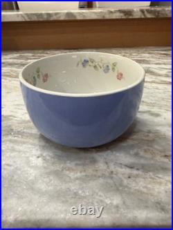 Vintage Hall's Superior Kitchenware Nesting Mixing Bowl Set Blue Floral 4 Pc
