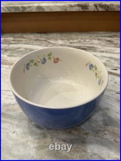 Vintage Hall's Superior Kitchenware Nesting Mixing Bowl Set Blue Floral 4 Pc