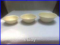 Vintage Homer Laughlin Embossed Kitchen Kraft Mixing Bowls in Ivory (3 Sizes)