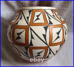Vintage Large Acoma Indian Pueblo Decorated Designs Symbols Art Pottery Bowl