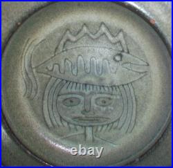 Vintage MCM Edwin Mary Scheier Sgraffito Art Pottery Fish Head Hat Face Dish