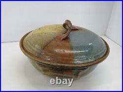 Vintage Signed Hanselmann Pottery 2 Quart Casserole Serving Dish Hand Made Vintage Signed Hanselmann Pottery 2 Quart Casserole Serving Dish Hand Made